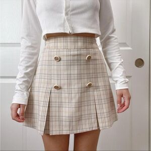 Adorable beige plaid button pleated skirt with elastic waist